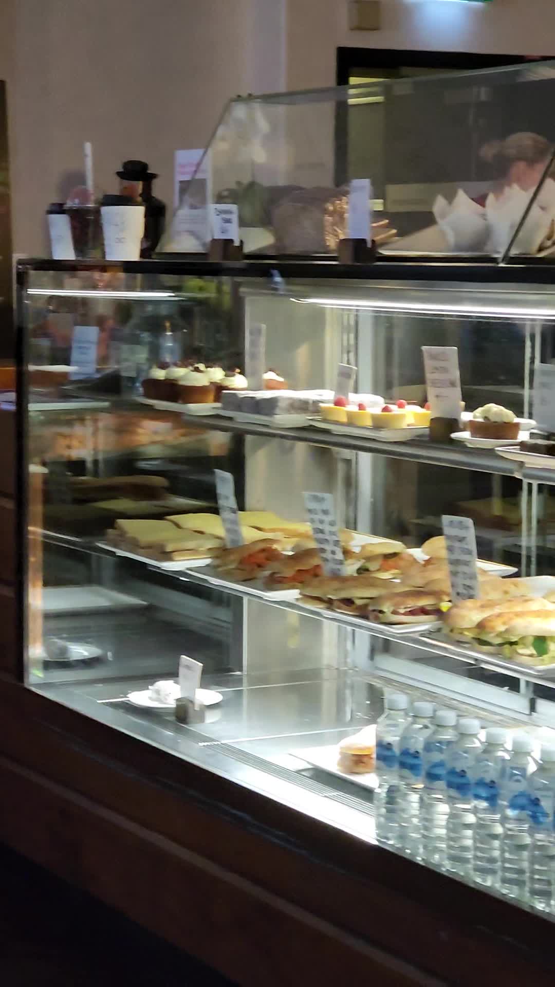 Video review of Mr Tulk