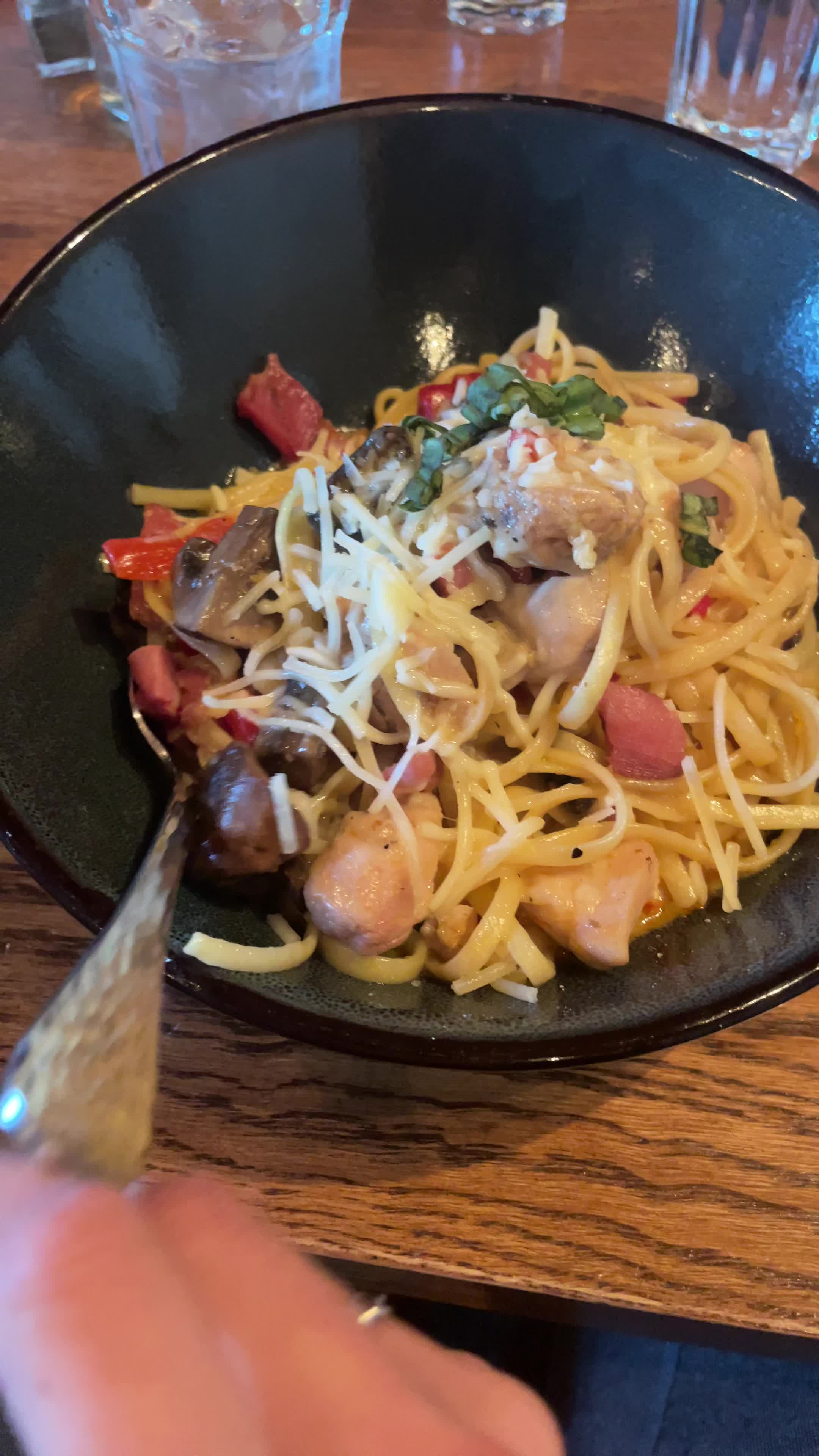 Madison Crossing Lounge