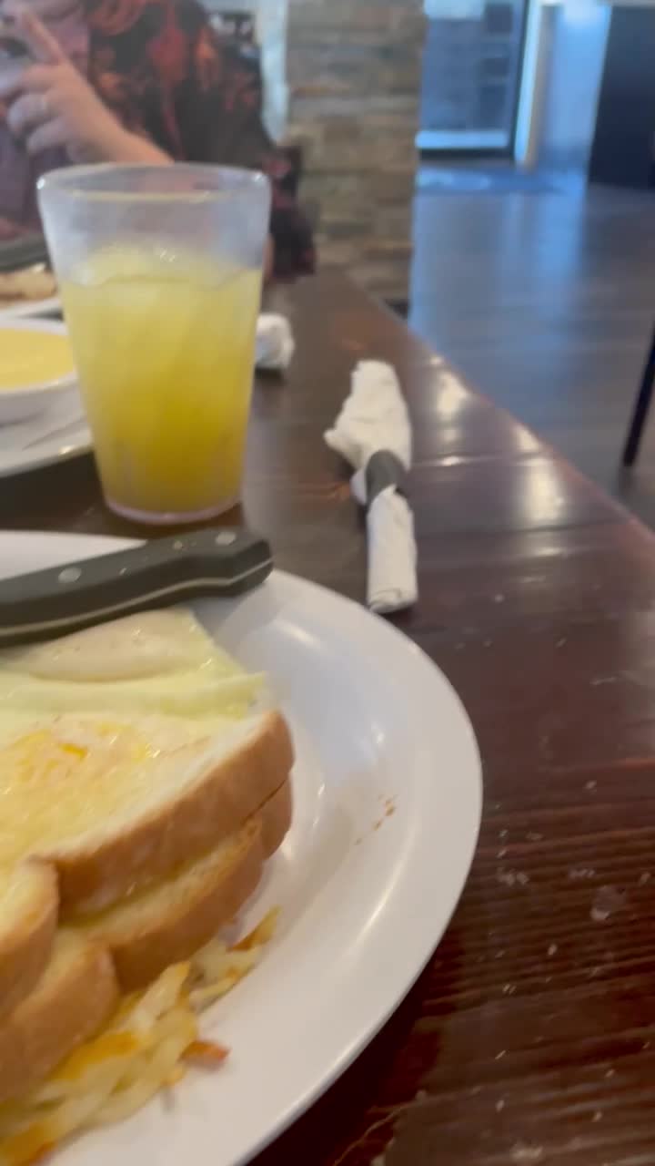 Oceanside Beach Bar and Grill