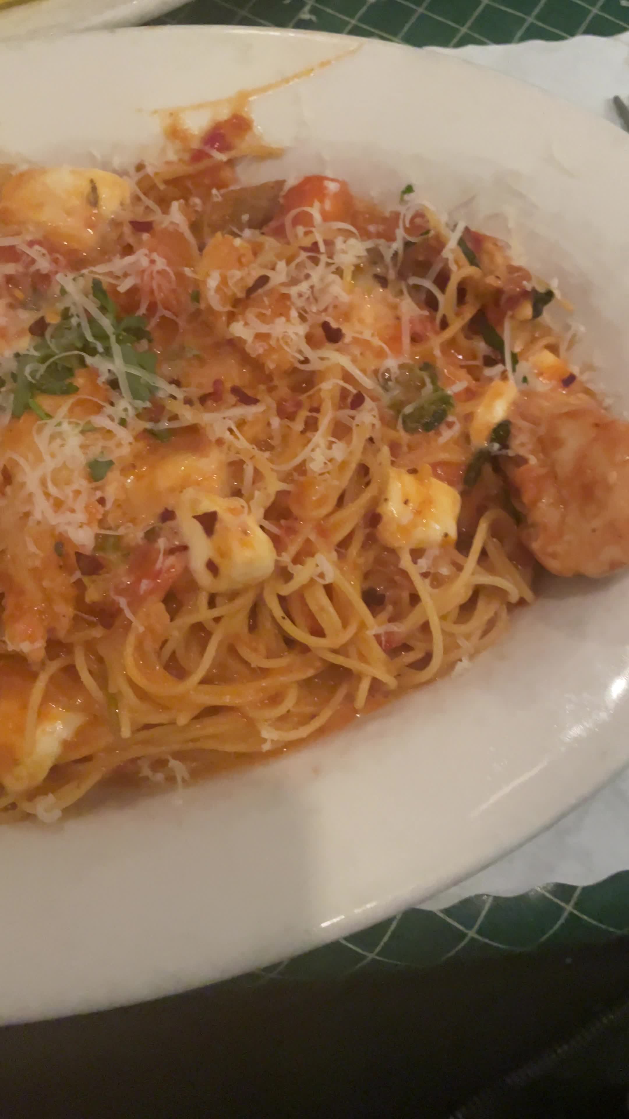 Video review of Mama D's Italy Kitchen