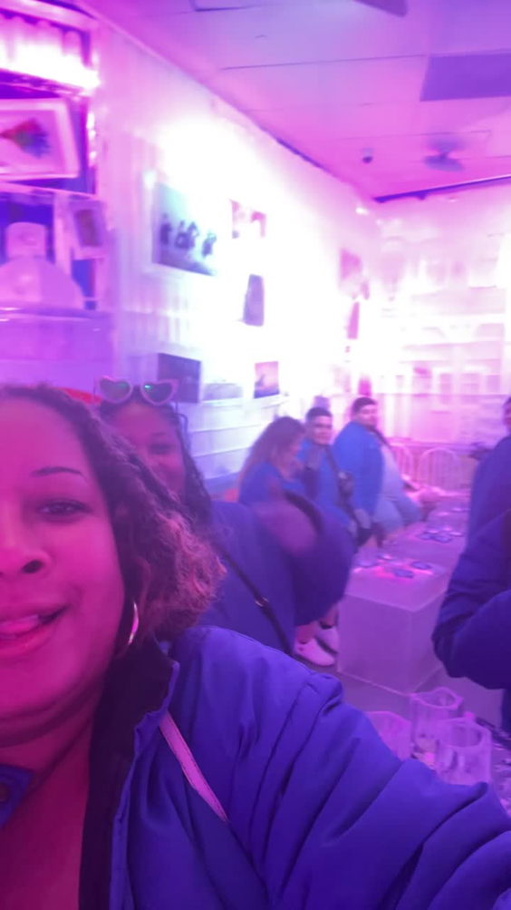 minus5 ICEBAR