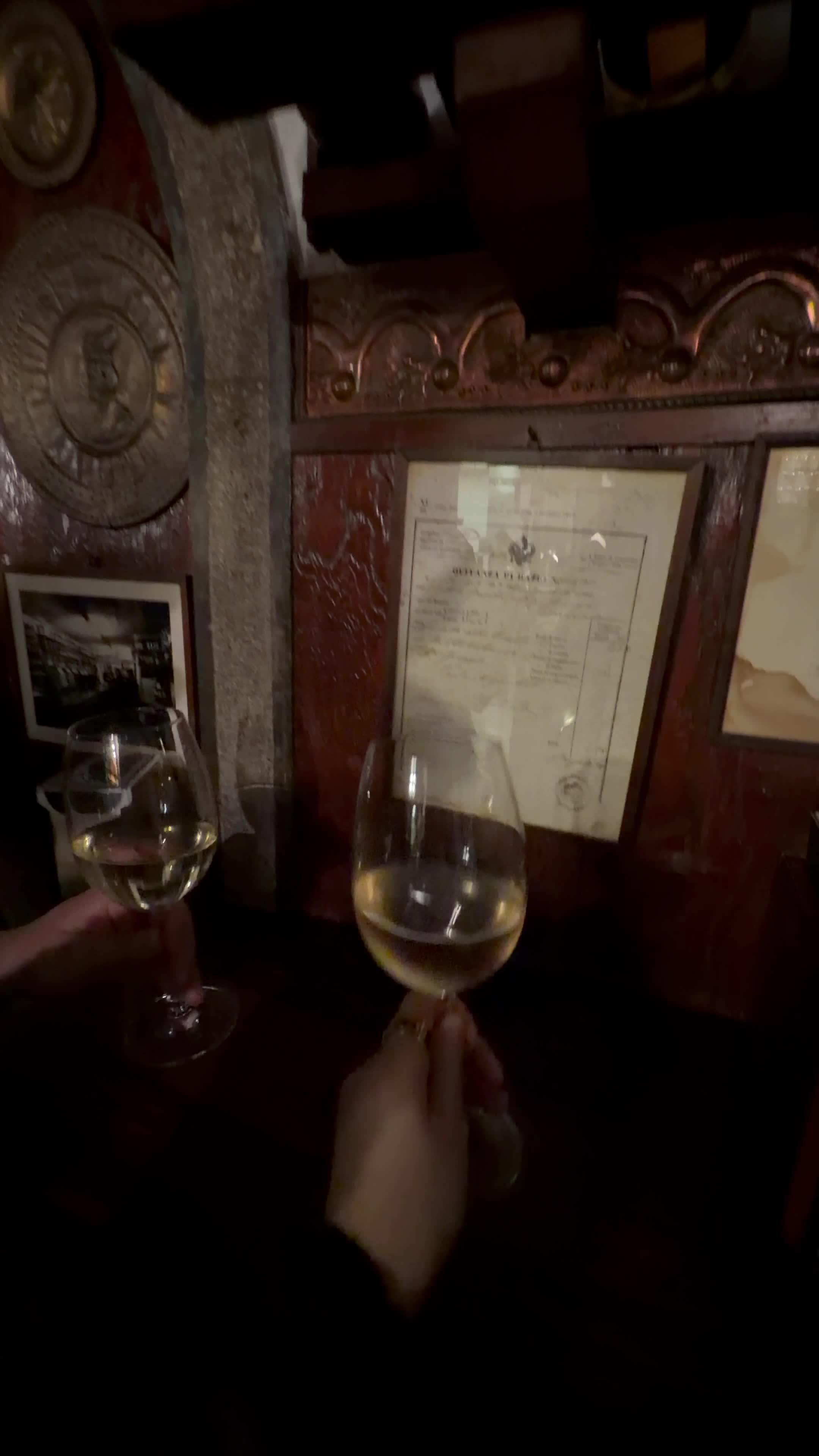 Video review of Cantina Do Mori