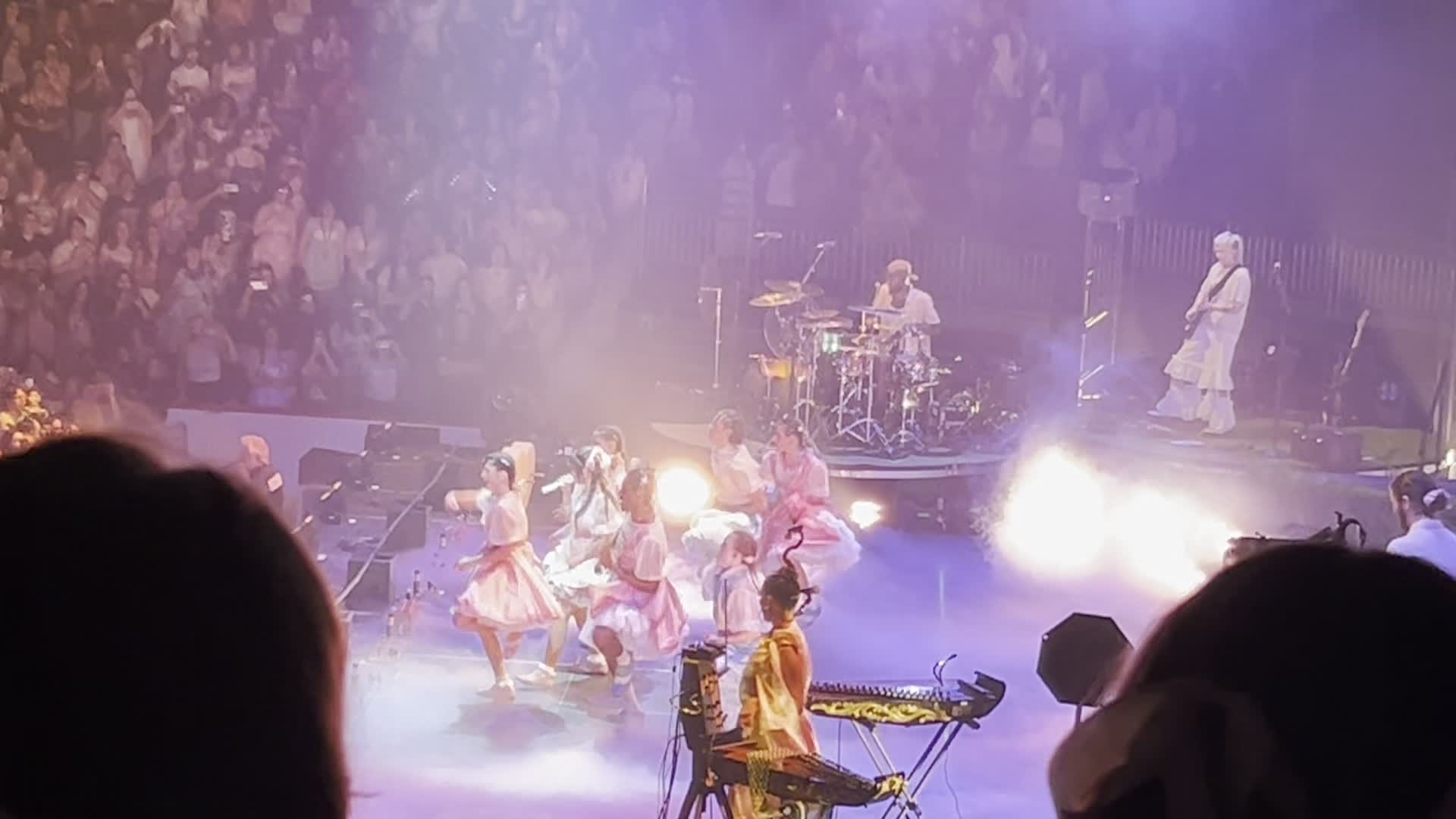 Video review of Giant Center