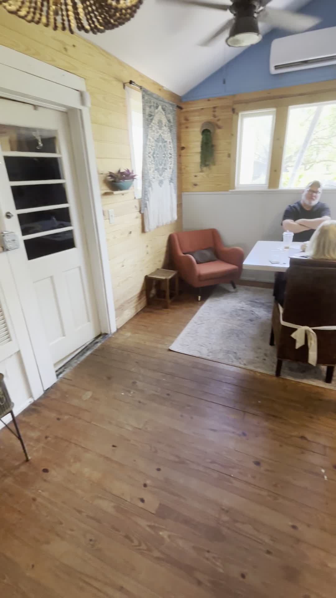 Sunshine Joe's Coffee Shop