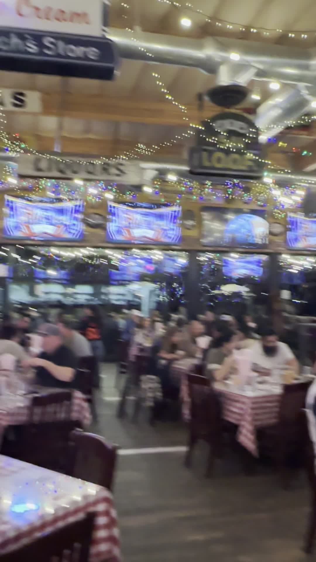 Heroes Restaurant & Brewhouse