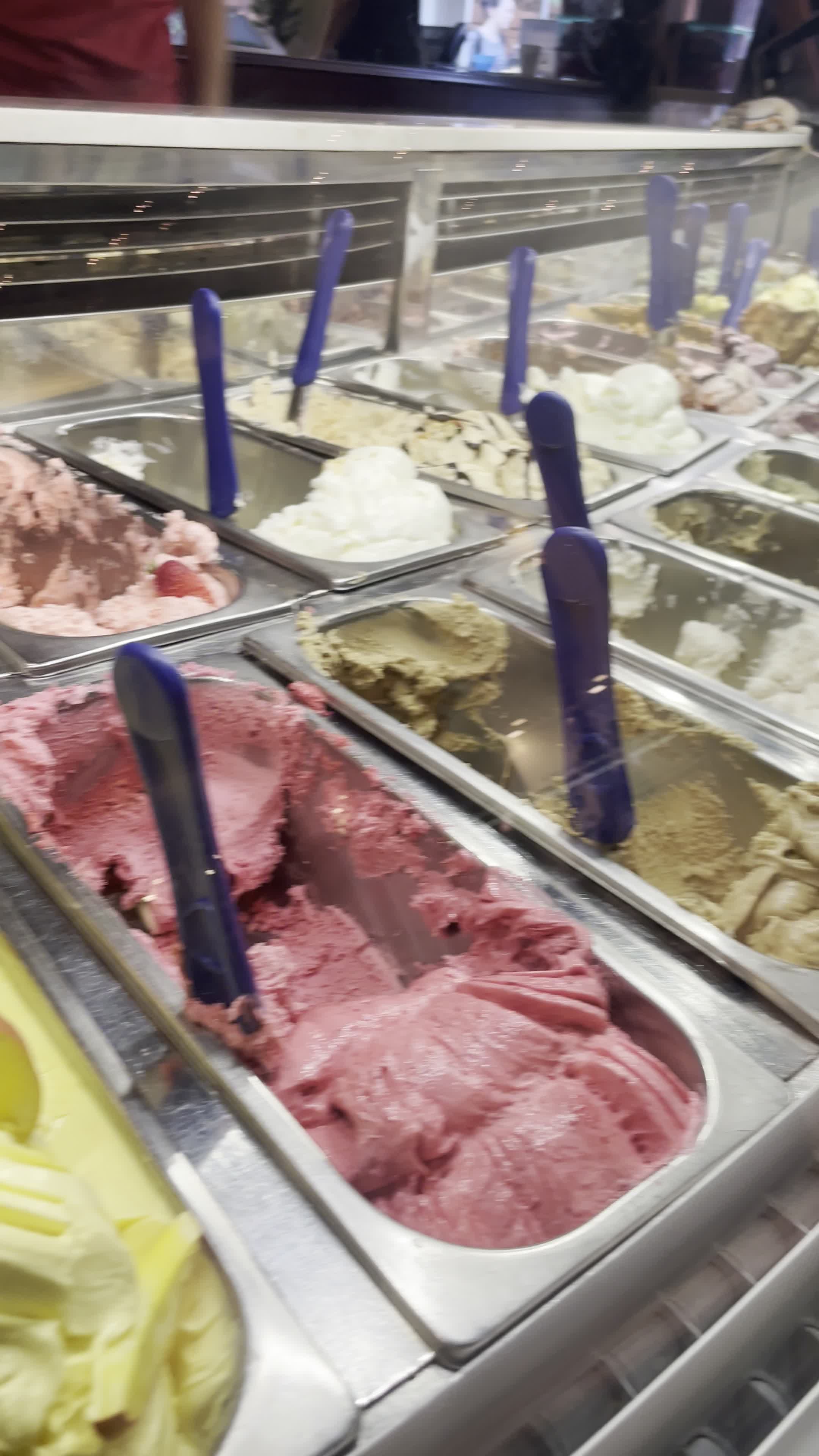 Video review of Gelato Paradiso