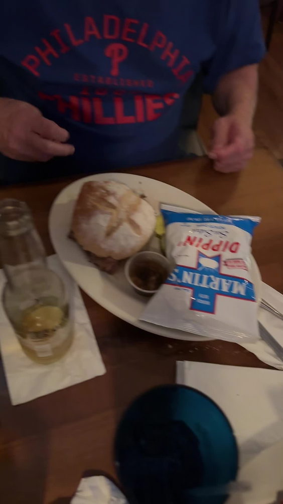 Anglesea Pub