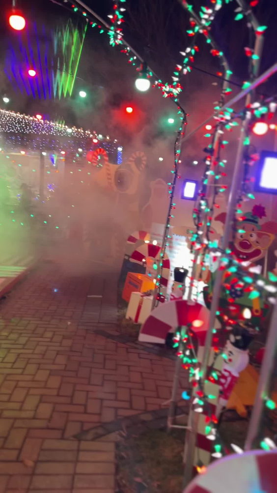 TP Christmas House