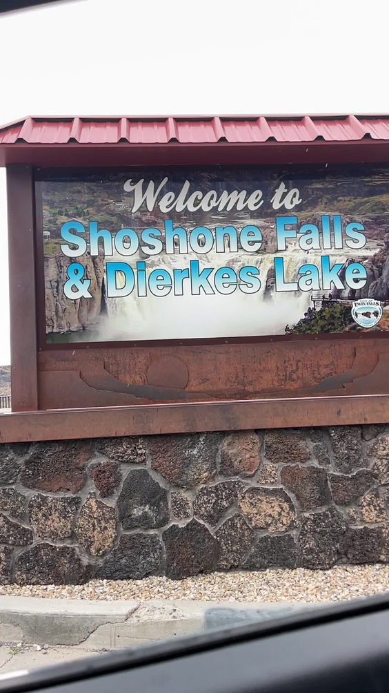 Shoshone Falls