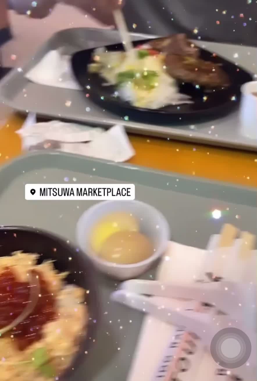 Mitsuwa Food Court