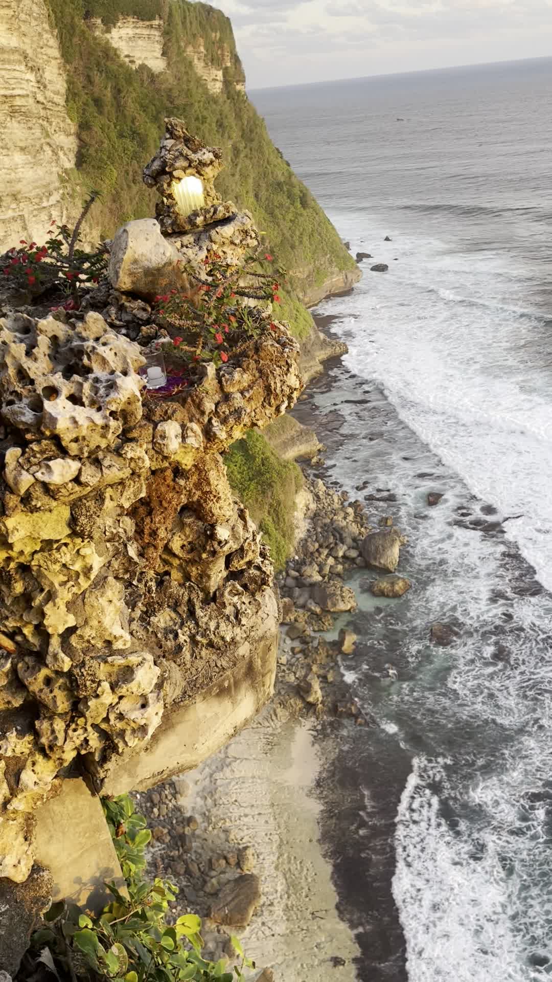 Malini Uluwatu - SEAFOOD & SUNSET