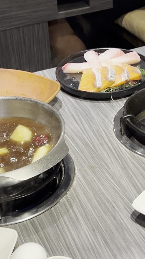 鼎盛十里 鍋の物