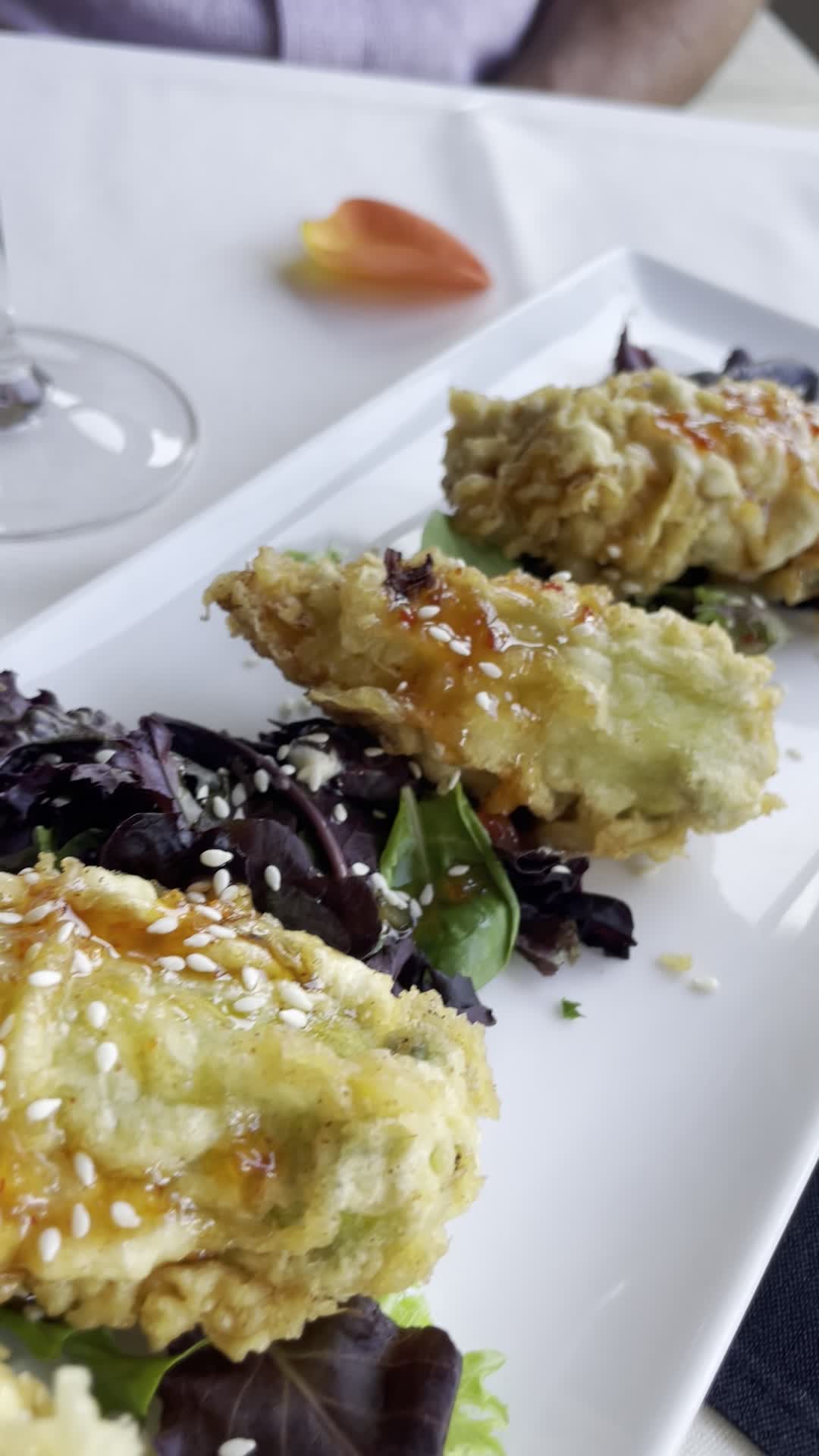 Video review of Varanese