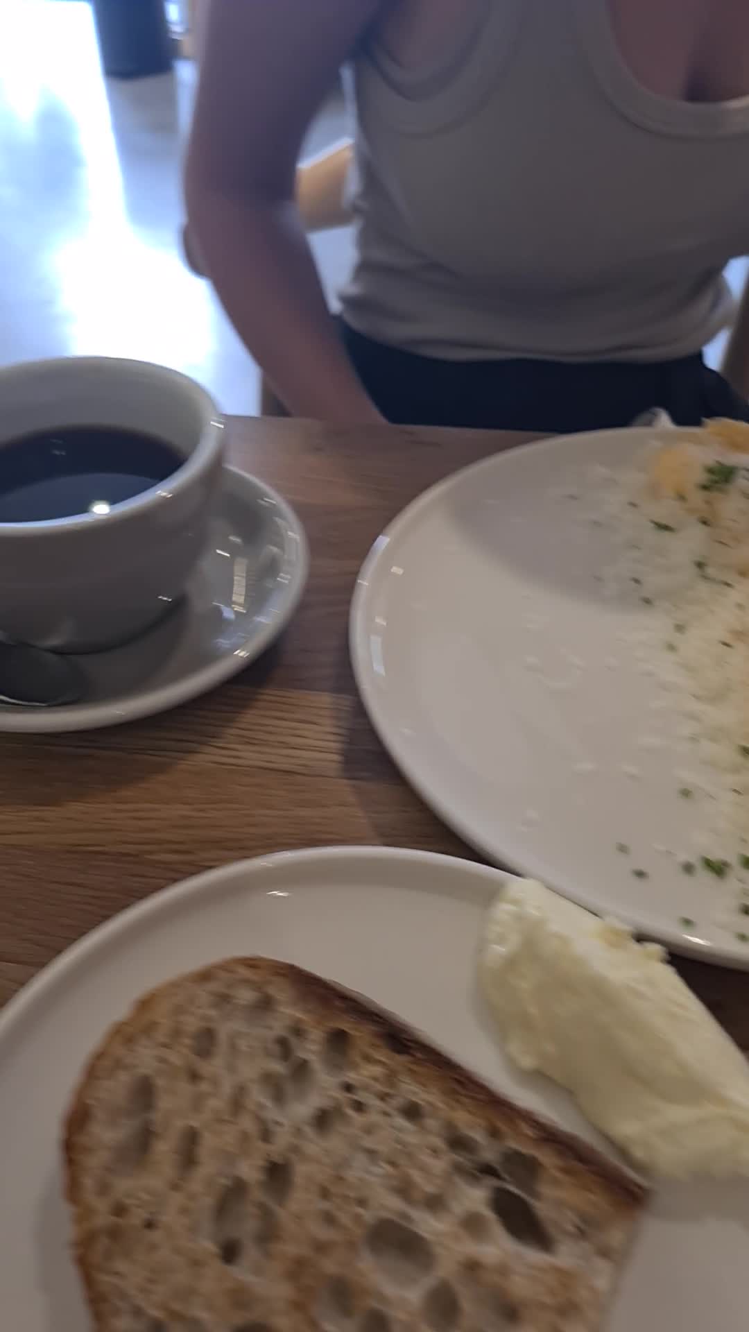 Liberty: brunch, coffee & wine