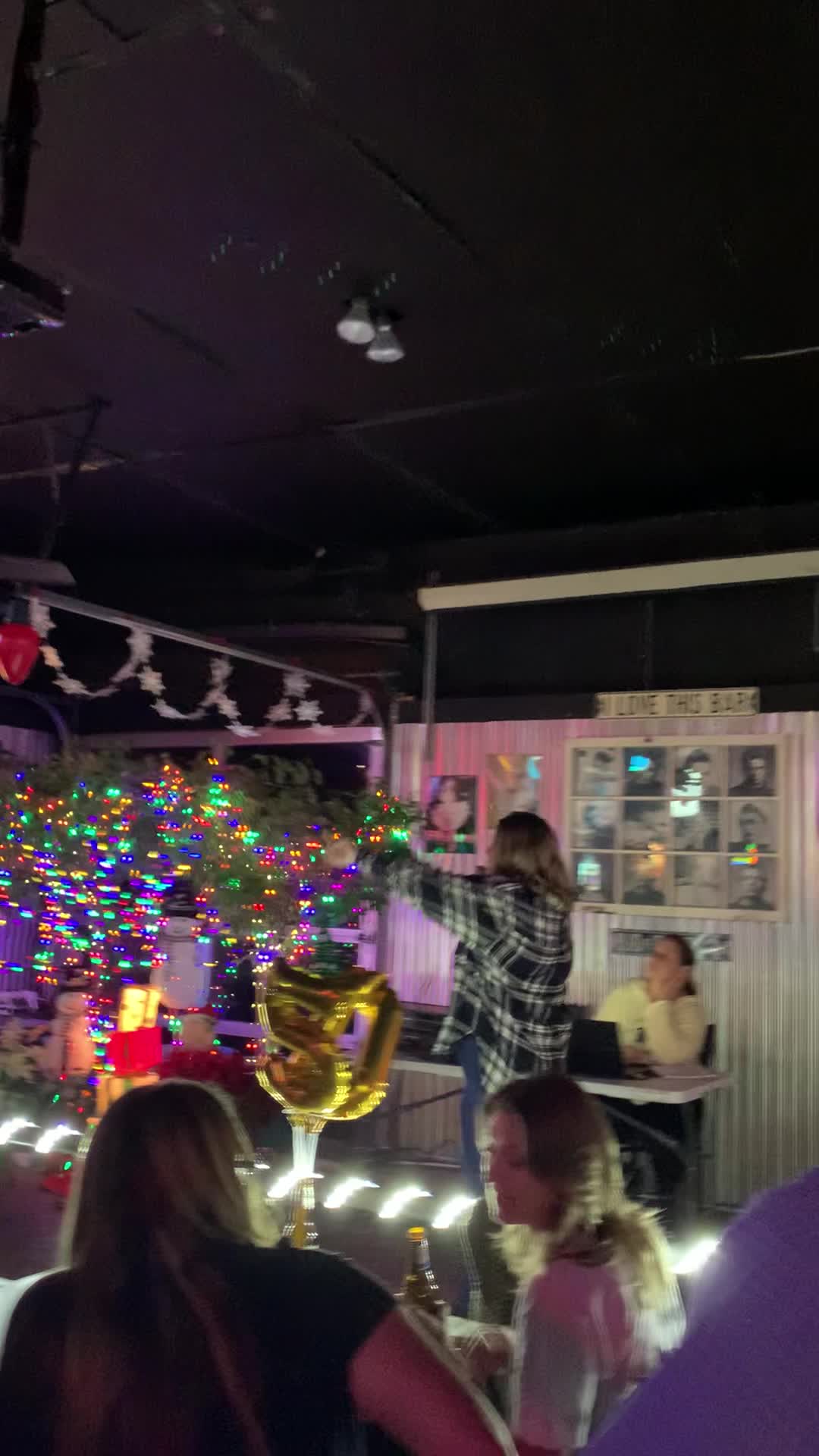 Derby Bar & Grill