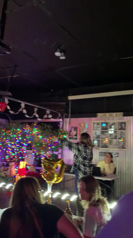 Derby Bar & Grill