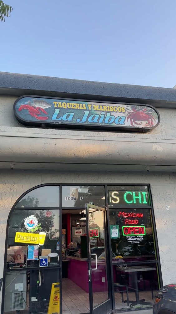 La Jaiba Taqueria Y Mariscos