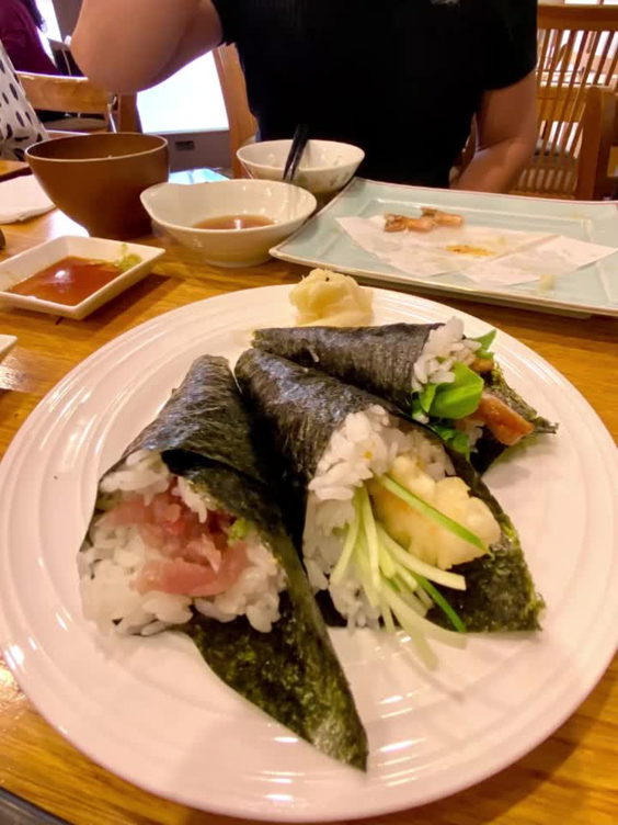 At Restaurant (@! Restaurant)