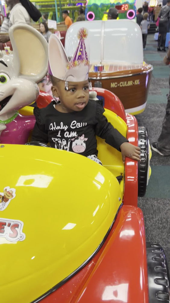 Chuck E Cheese