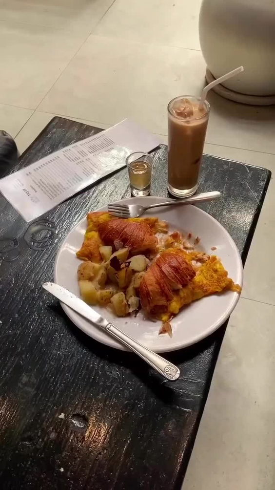 Tryst Cafe