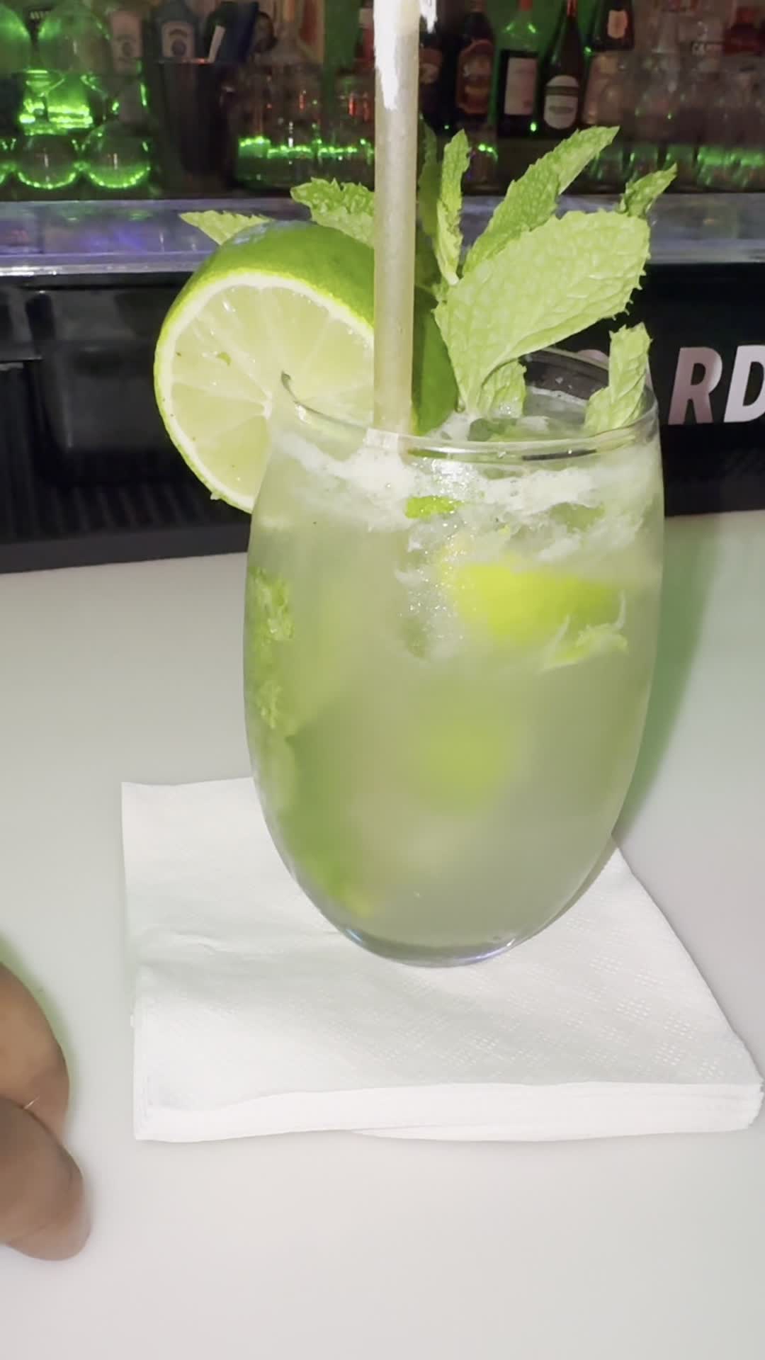 Video review of Ocean's Ten