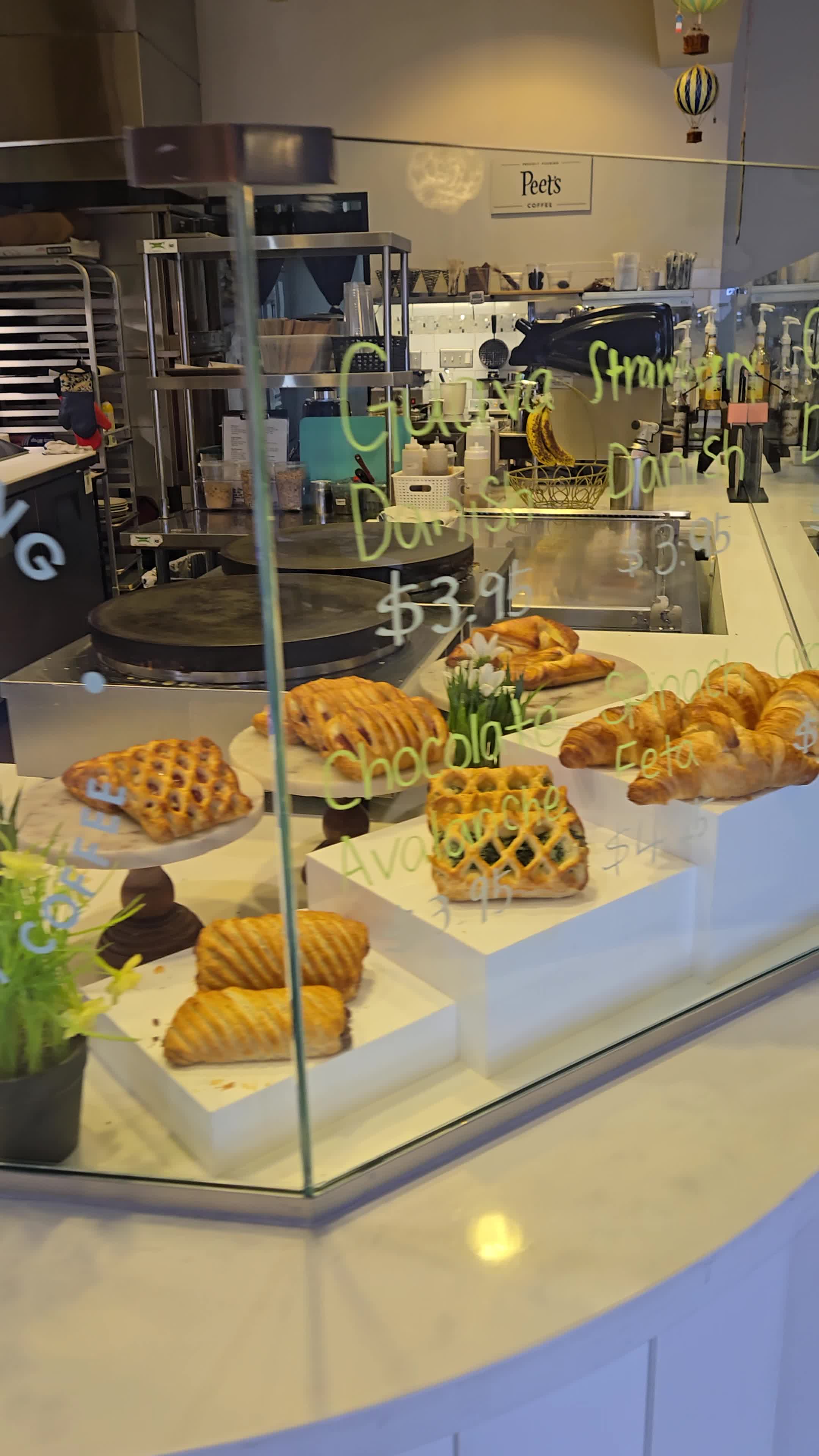 Cafe Mong