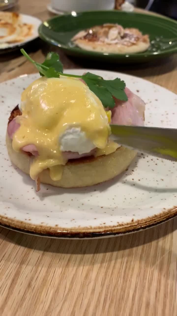 Video review of Burro Bar South End