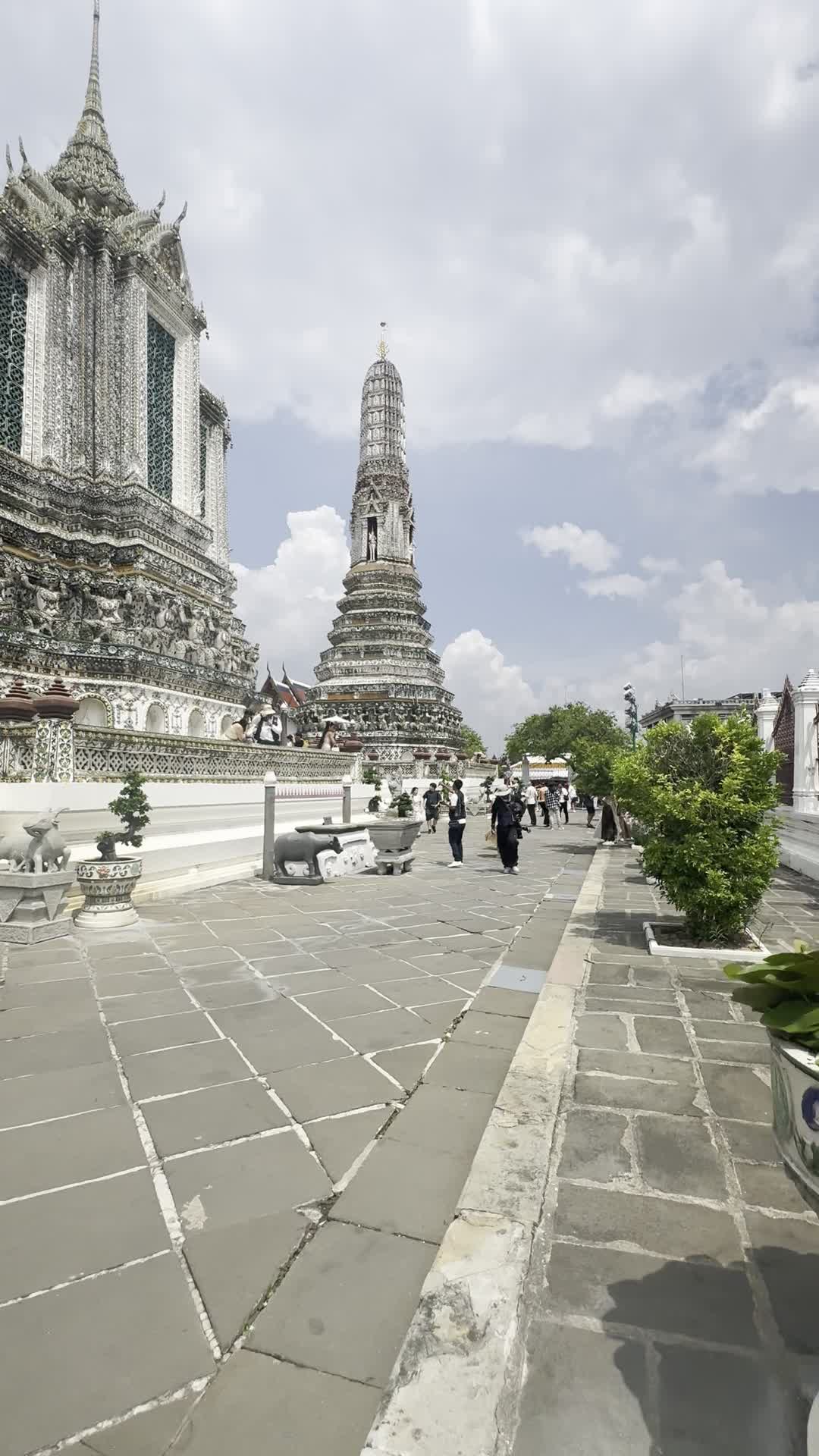Wat Arun Ferry