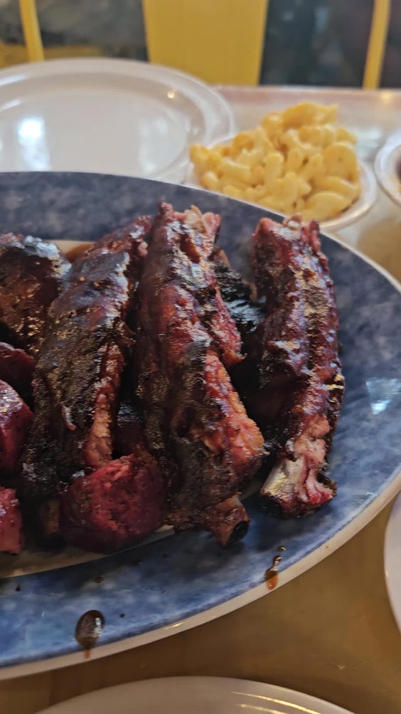 Everett & Jones Barbeque