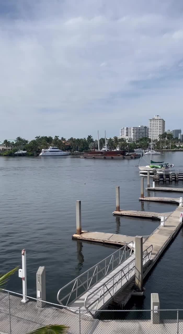 Las Olas Marina
