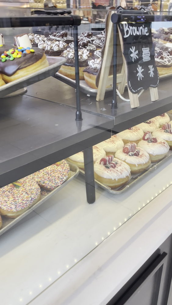 Max'd Out Donuts
