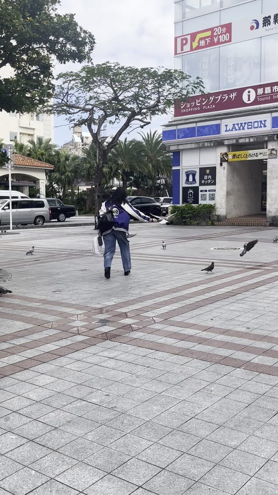Ryukyu no Ushi Naha Kokusai Dori