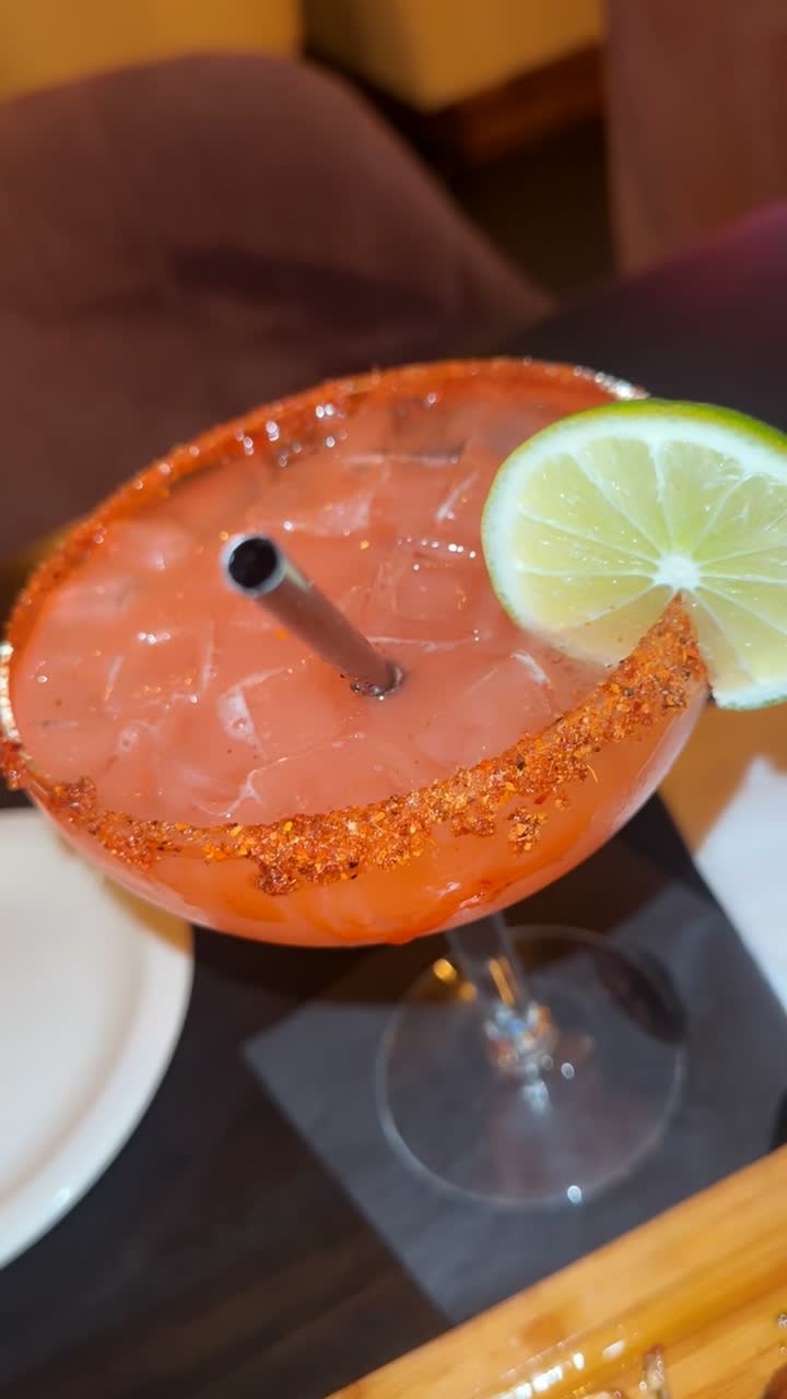 Video review of Lalo's