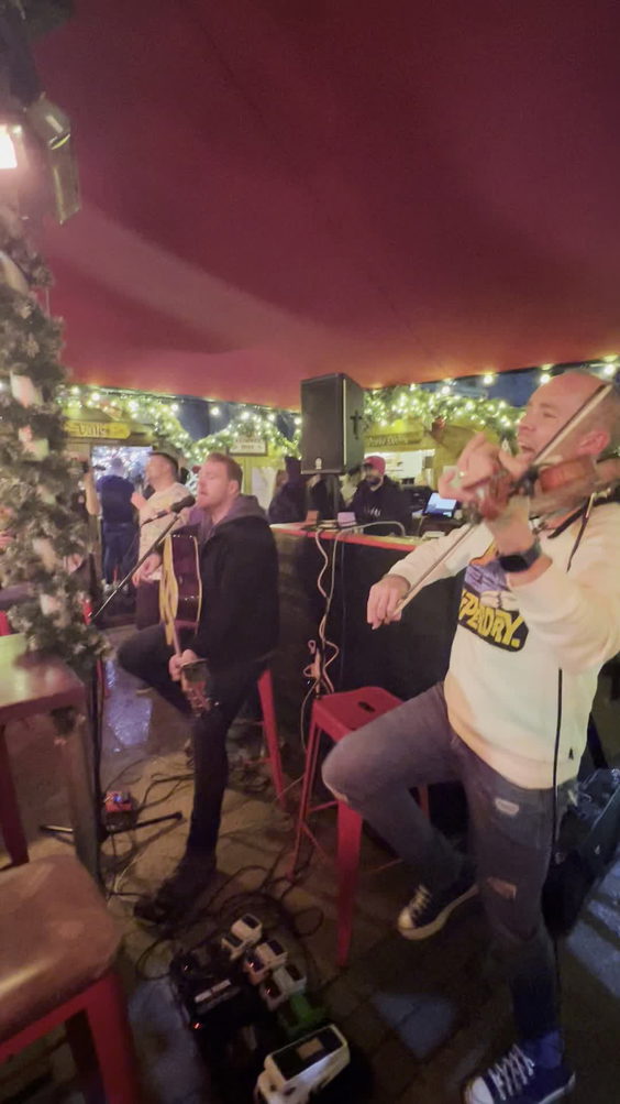 Bar Hutte