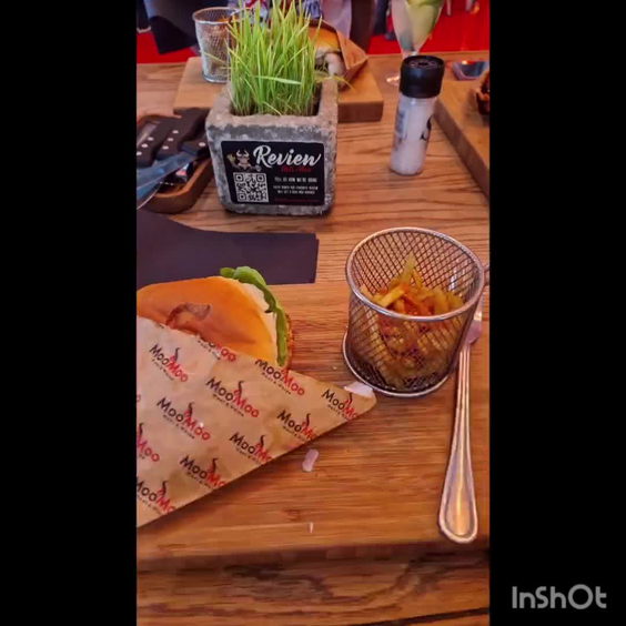 Moo Moo Meet & Whine