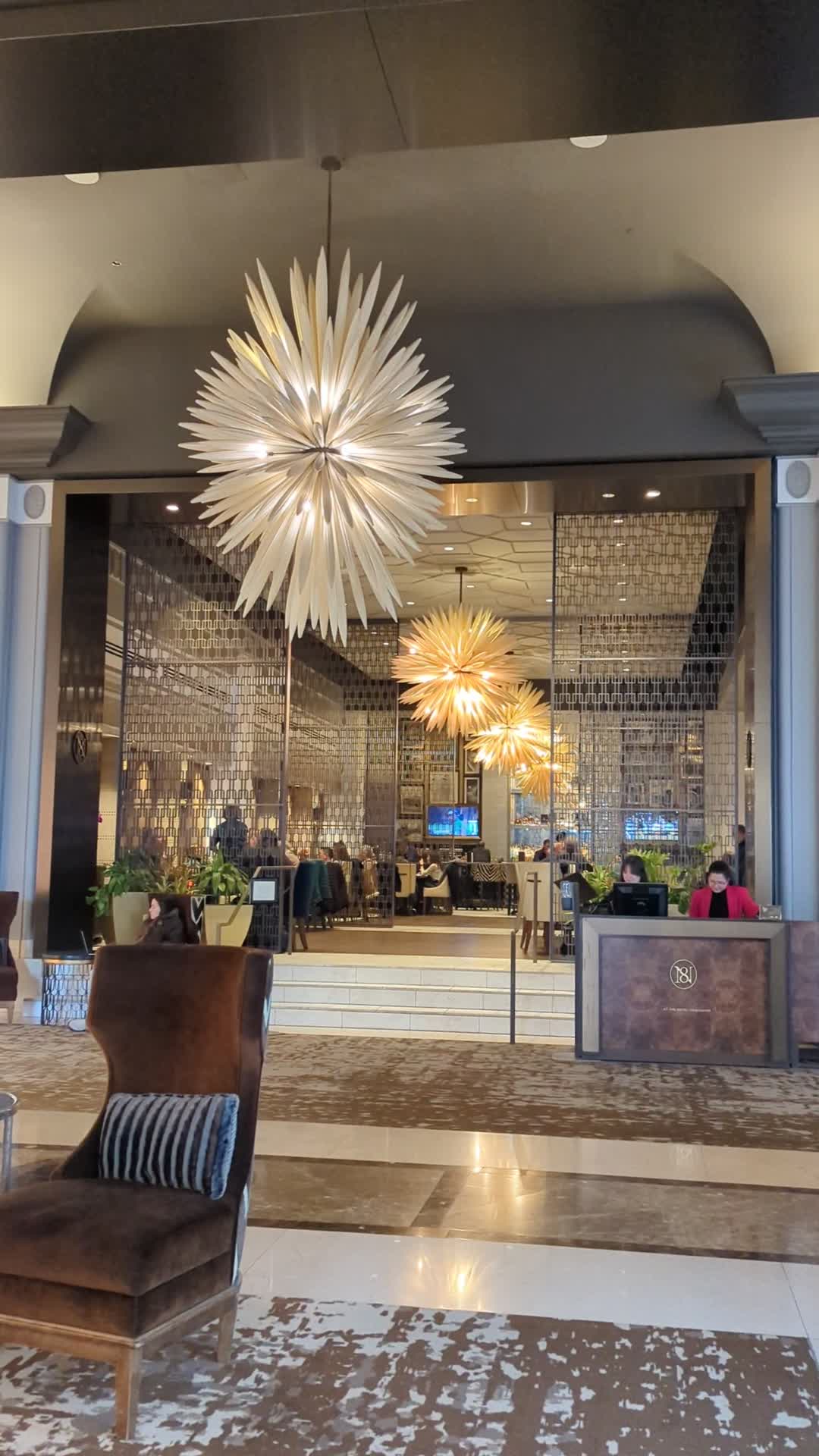 Video review of The Fairmont Waterfront