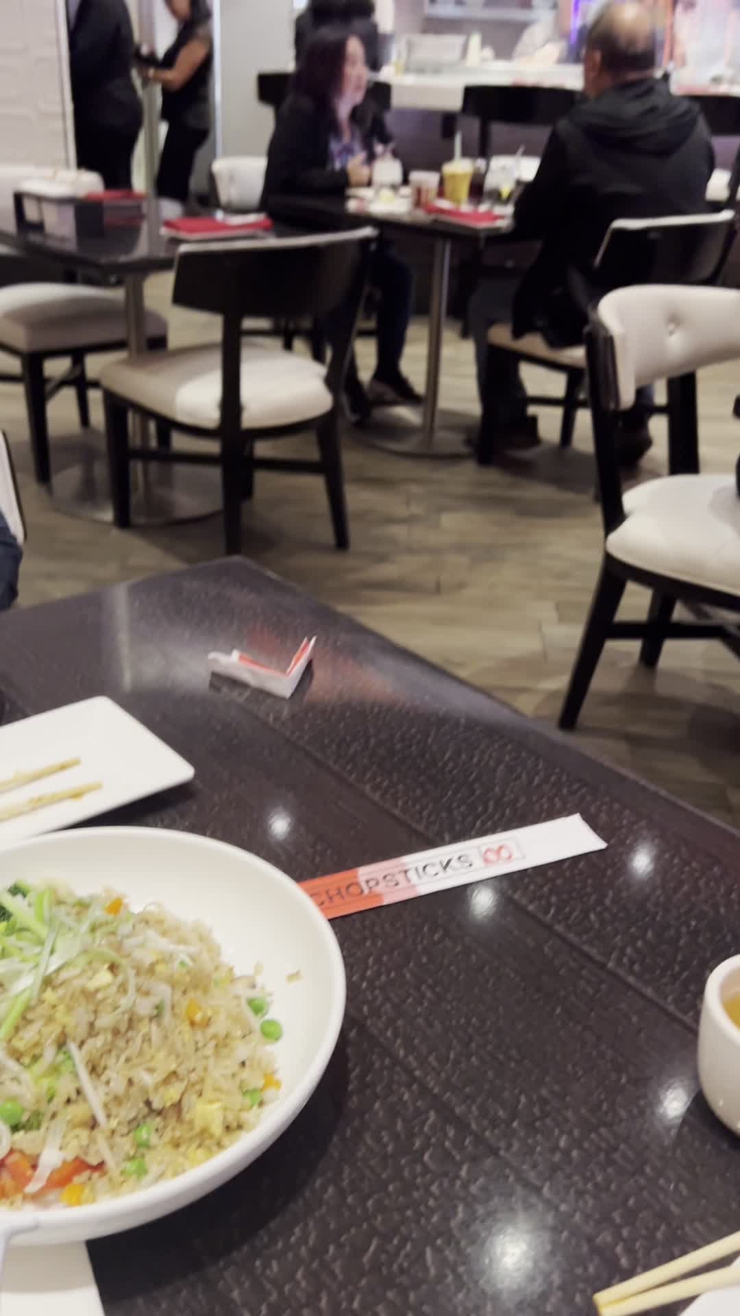 8 Noodle Bar