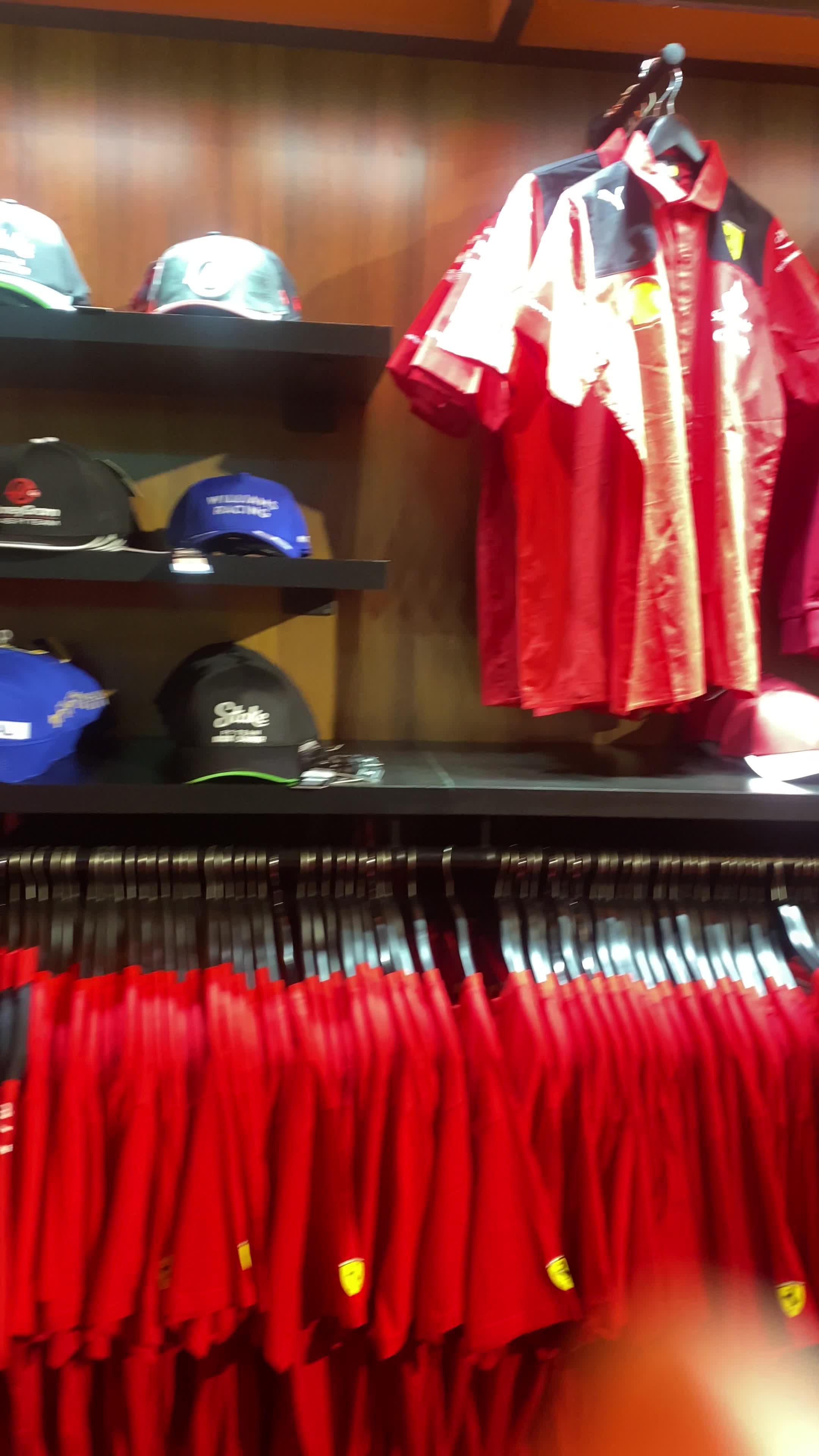 Video review of Grand Canal Shoppes