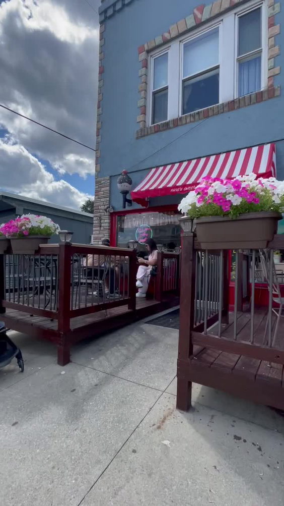Nina's Sweet Shoppe
