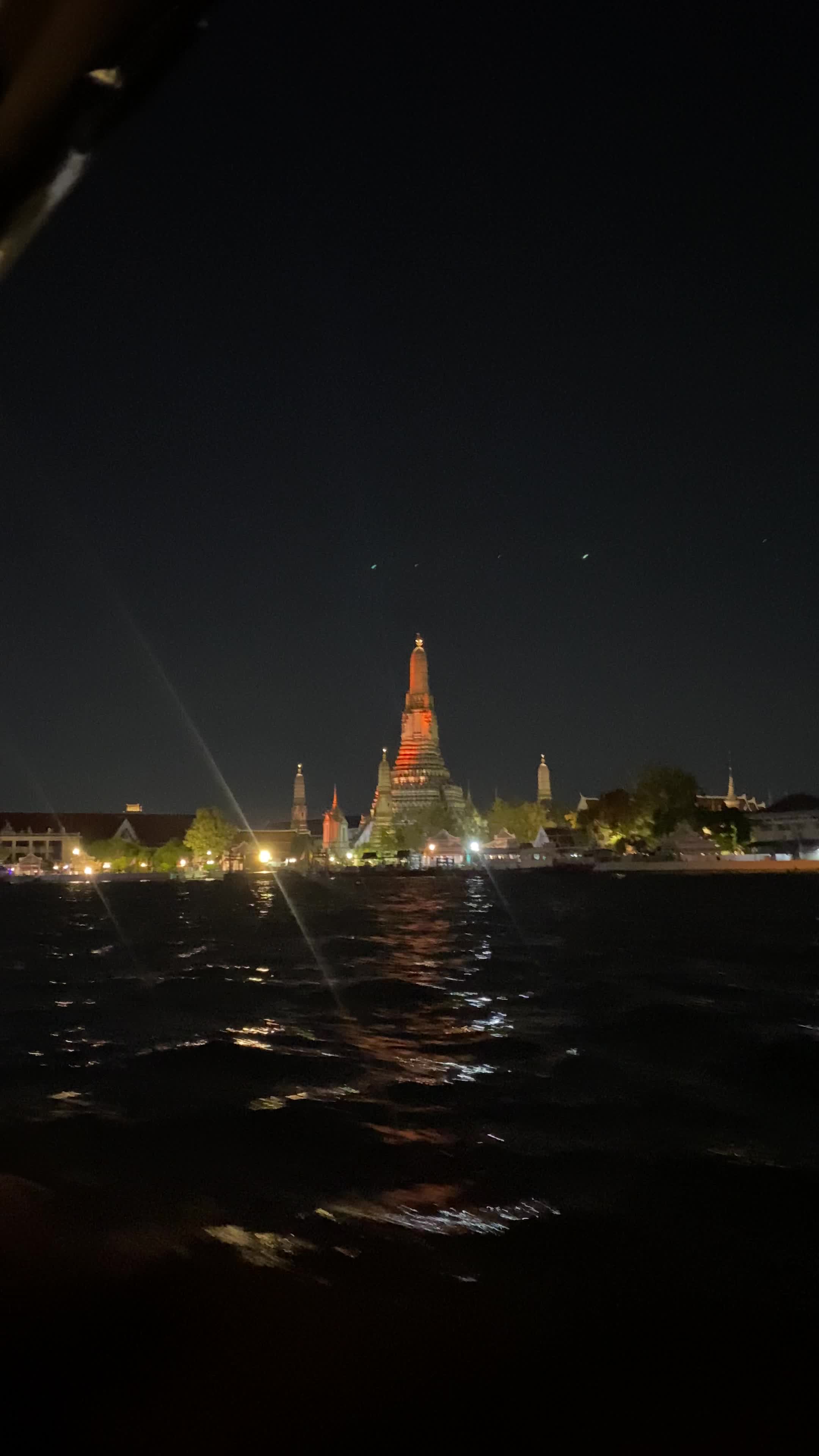Wat Arun Coffee Imbun (วัดอรุณ อิ่มบุญ)