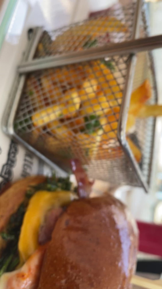 Mama burger