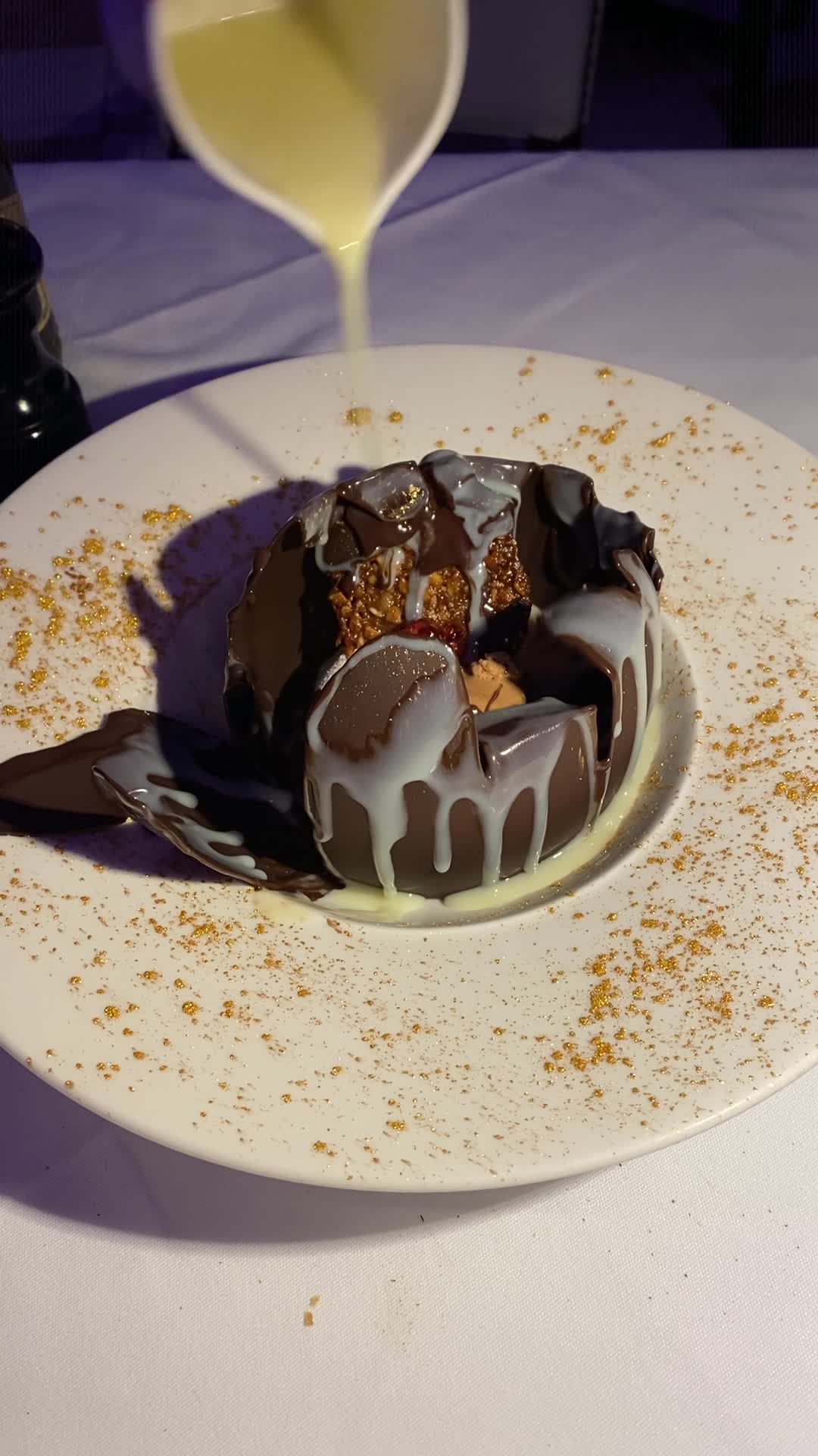 Video review of Versace Mansion