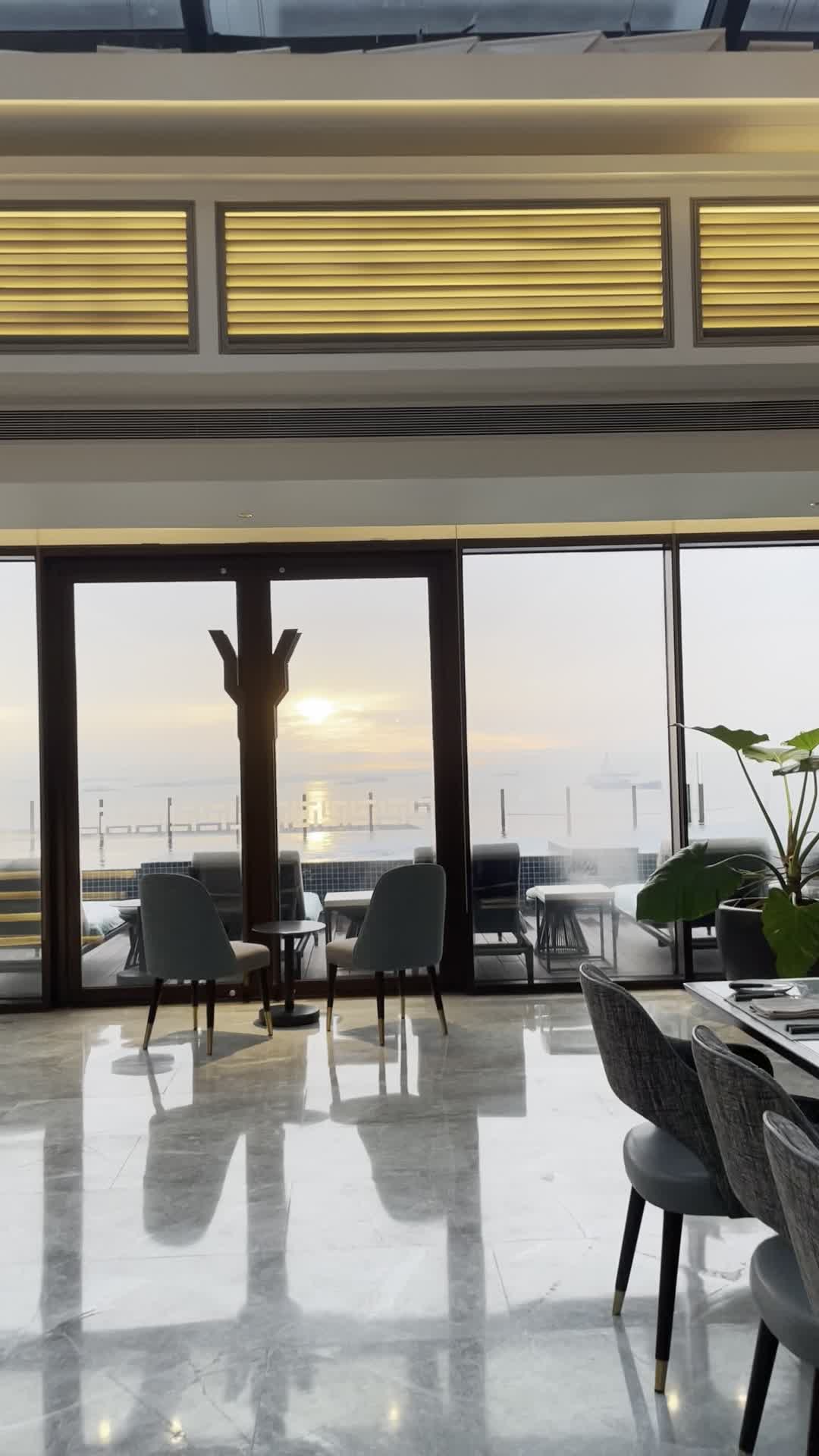 Admiral Club Manila Bay