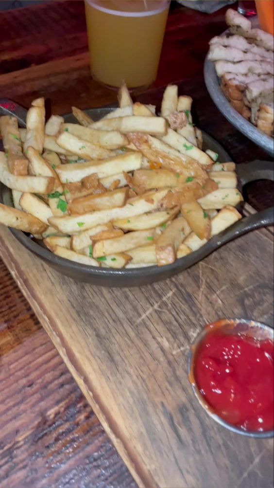 Parlor Pizza Bar