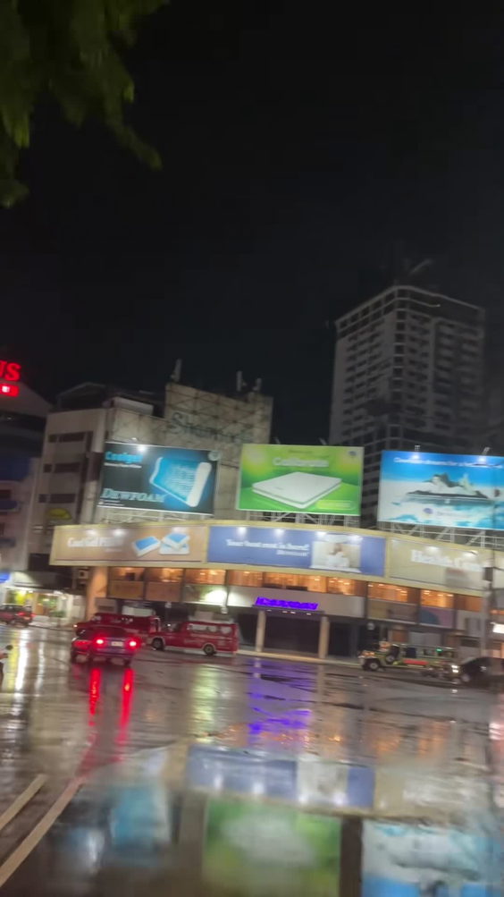 Fuente Osmeña Circle