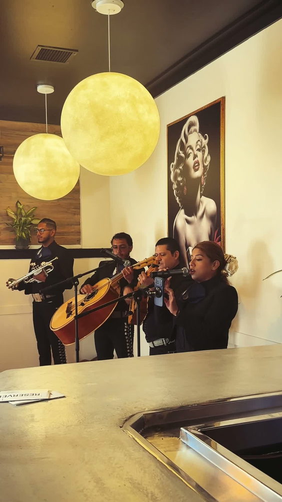 Casa Luna Brunch & Bar