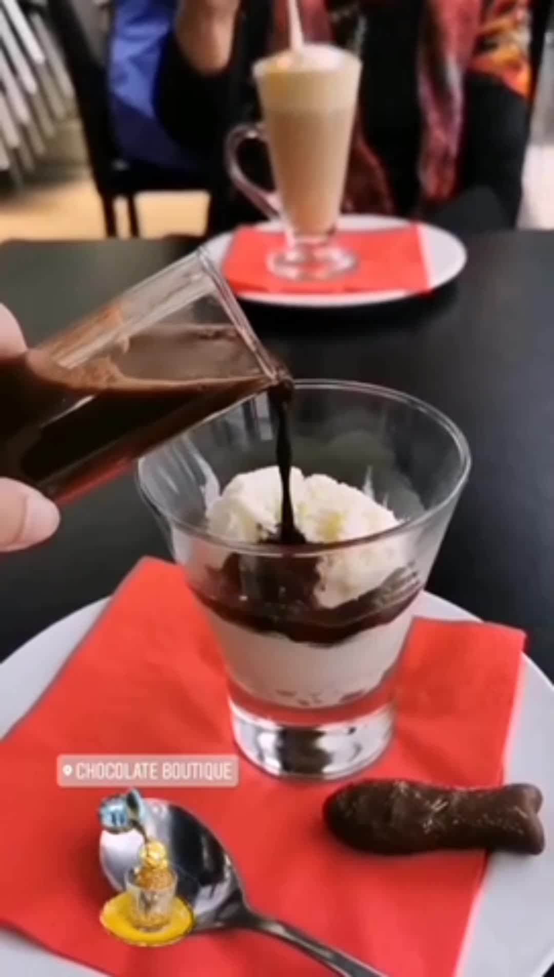 Video review of Chocolate Boutique