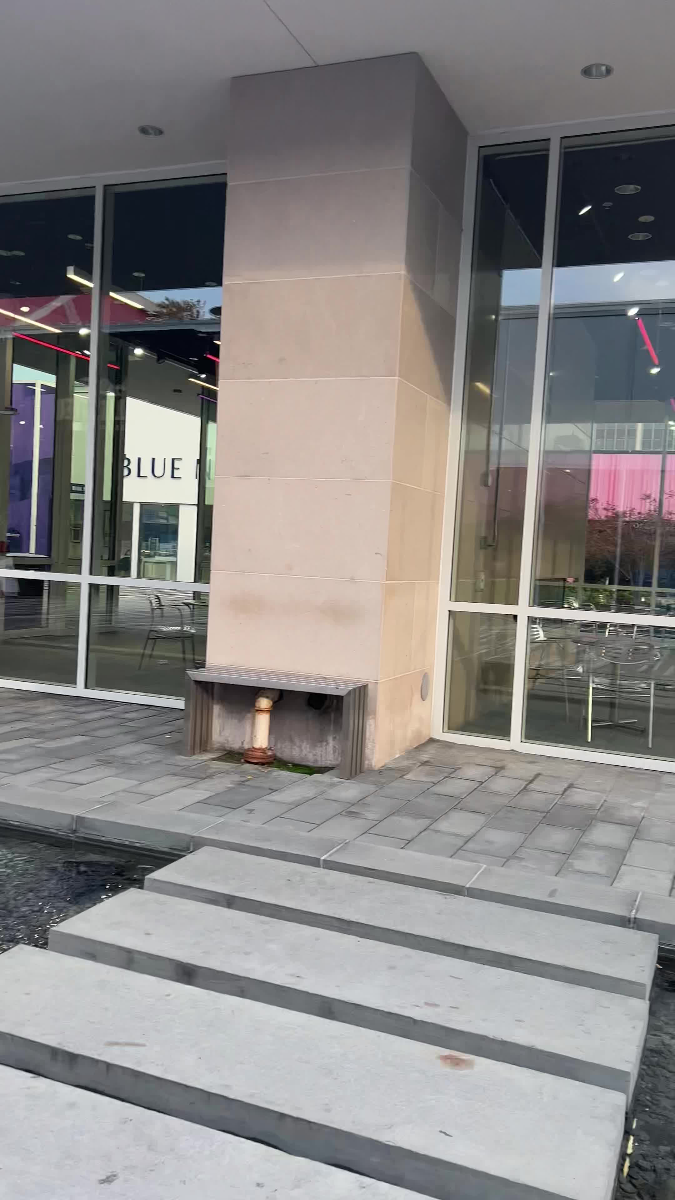 Oakbrook Shopping Mall