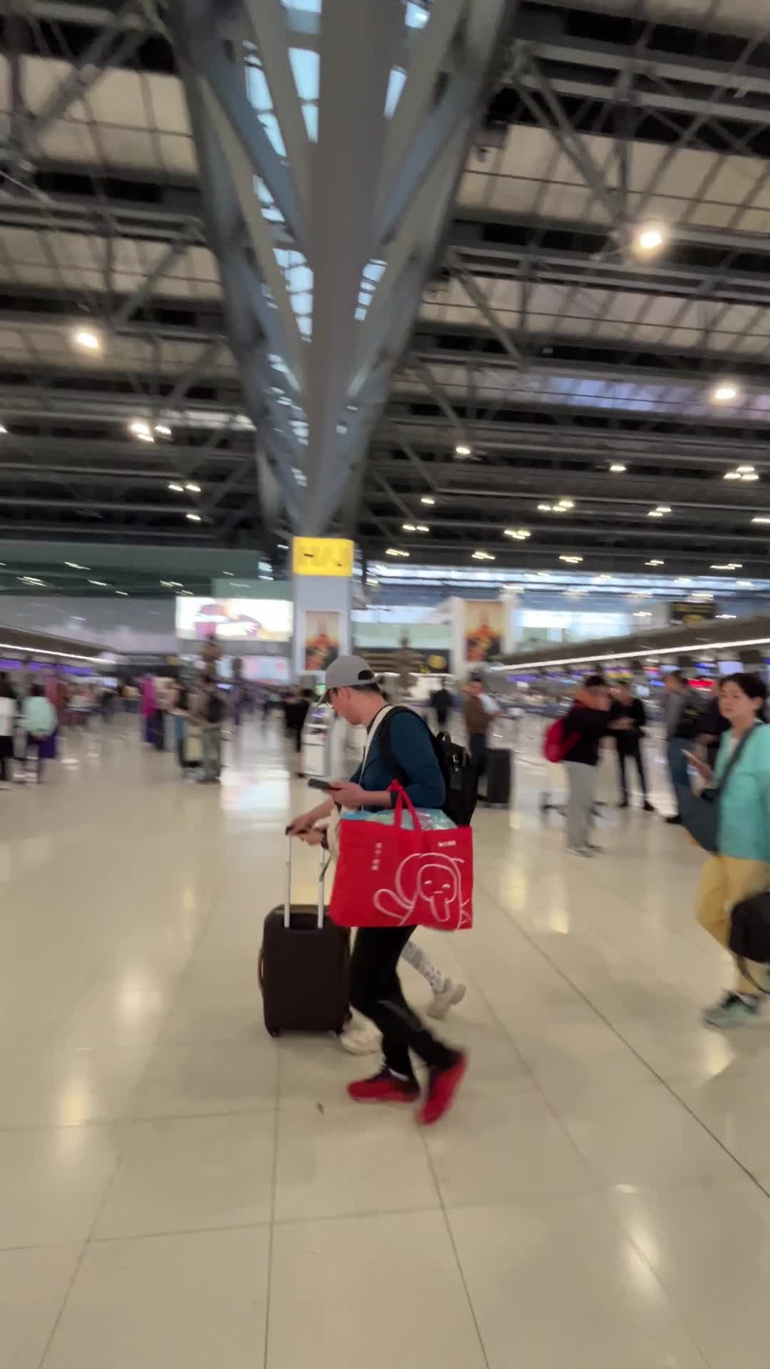 Suvarnabhumi Airport (ท่าอากาศยานสุวรรณภูมิ)