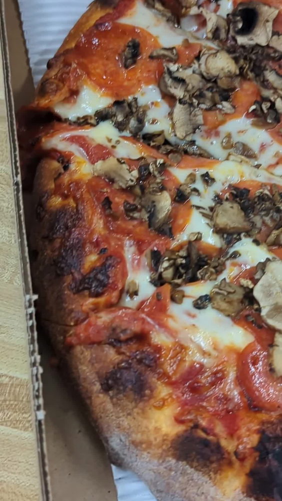 Big T's Pizza
